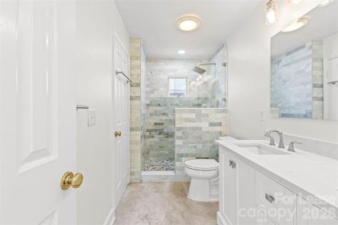 2330 Roswell Avenue Charlotte NC 28207
