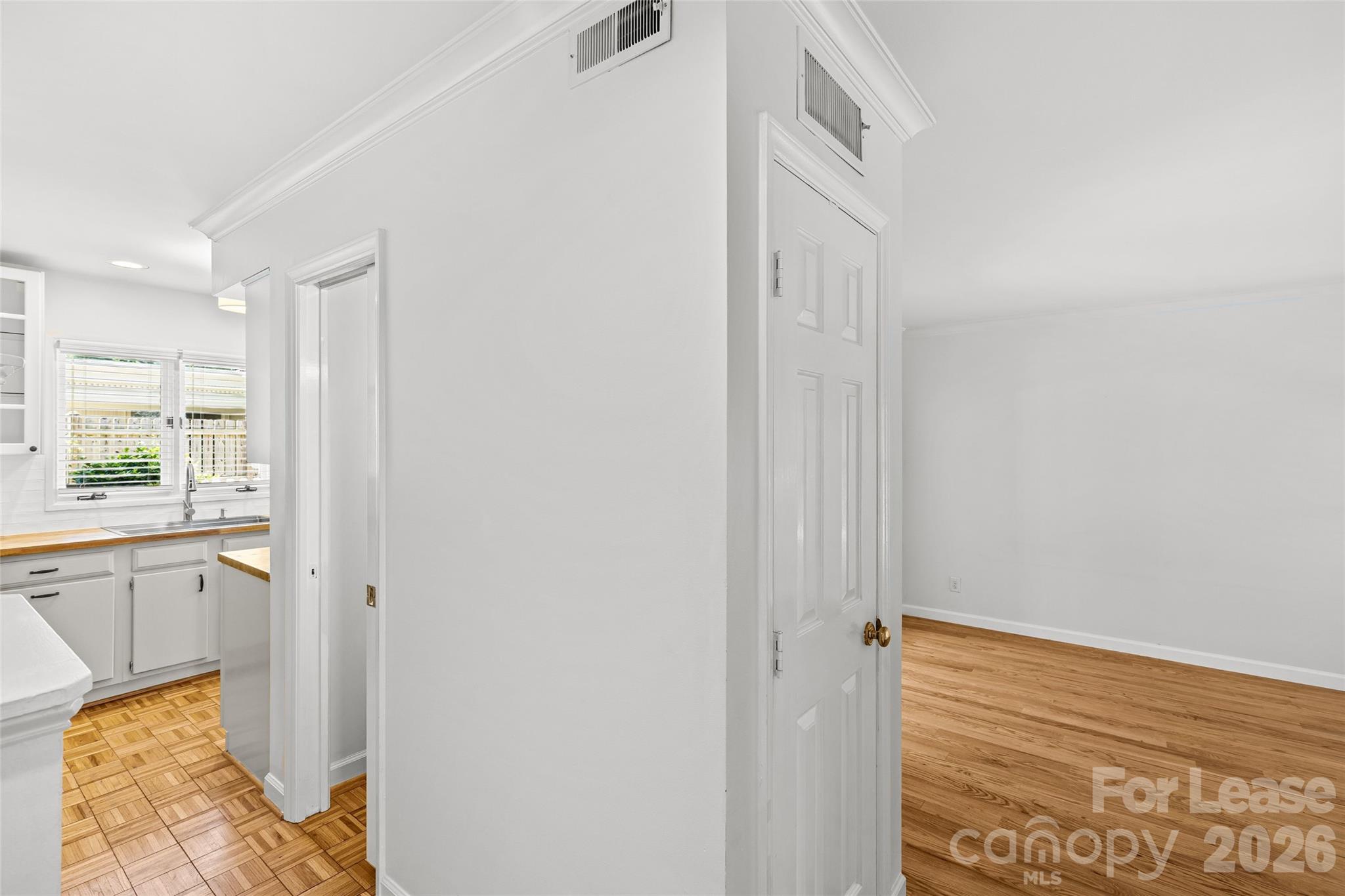 2330 Roswell Avenue Charlotte NC 28207