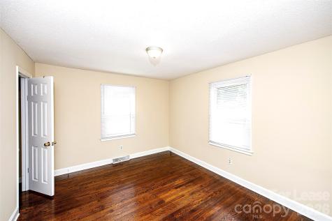 2711 Springbrook Circle Gastonia NC 28052