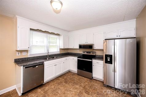 2711 Springbrook Circle Gastonia NC 28052