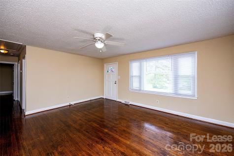 2711 Springbrook Circle Gastonia NC 28052