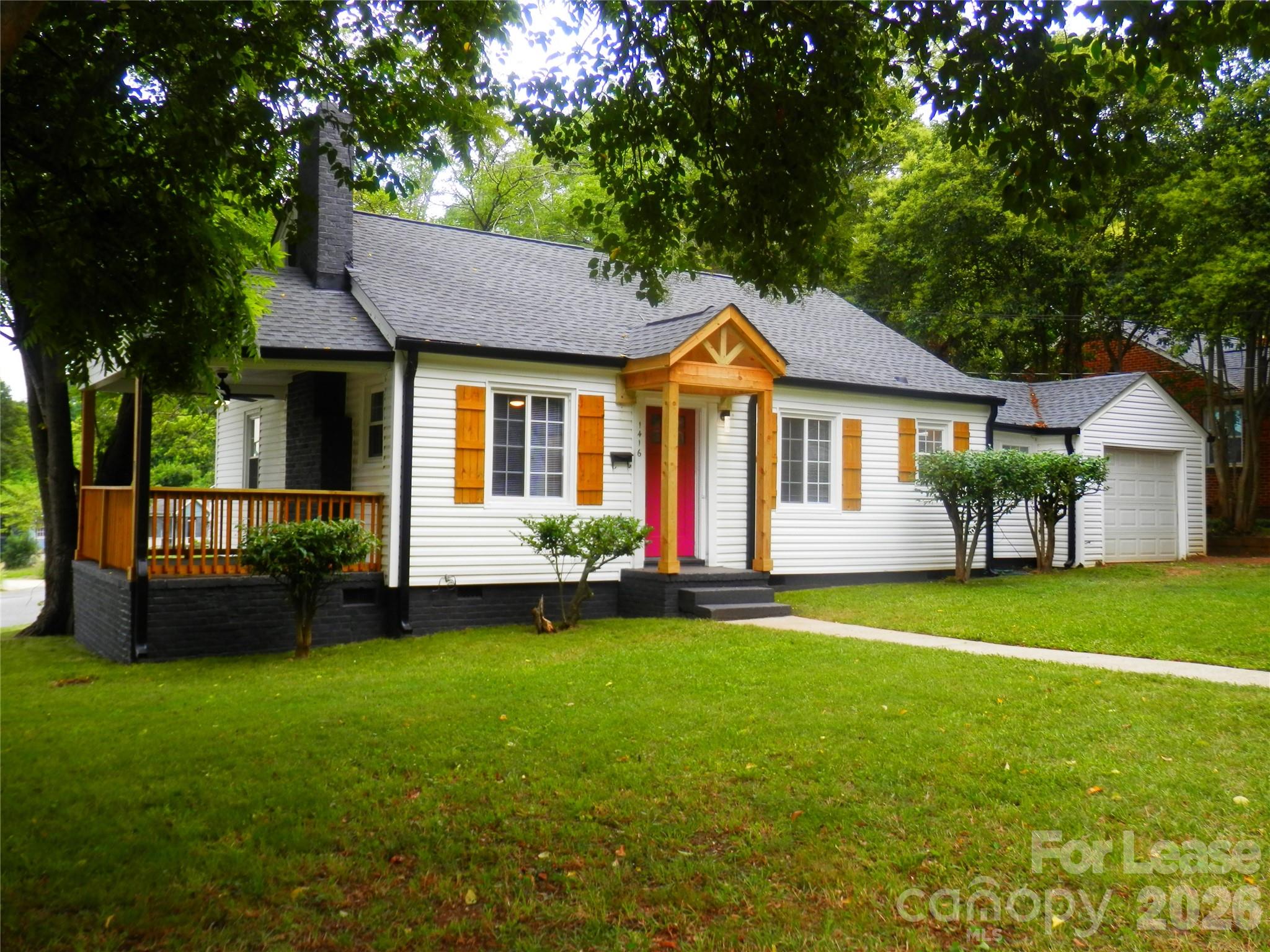 1416 Effingham Road Charlotte NC 28208