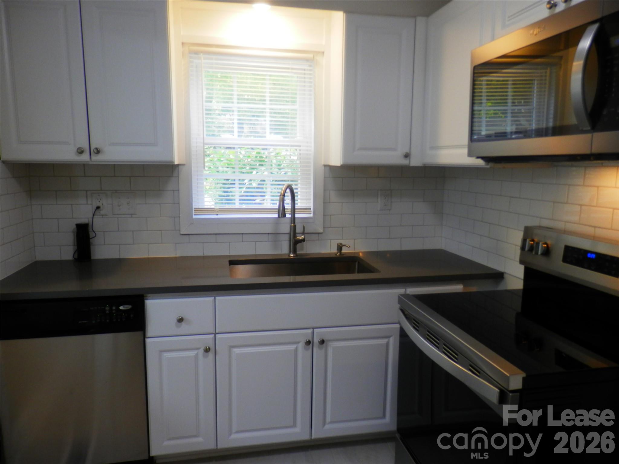1416 Effingham Road Charlotte NC 28208