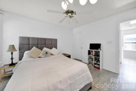 10541 Haddington Drive NW Charlotte NC 28269