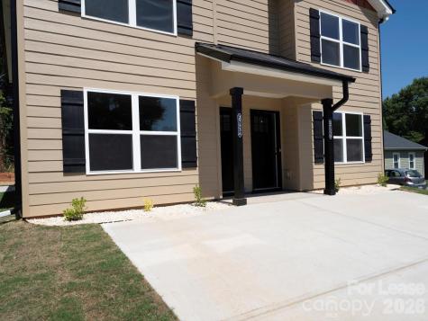 2753 34th Street Place NE Hickory NC 28601