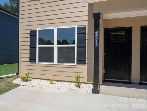 2753 34th Street Place NE Hickory NC 28601
