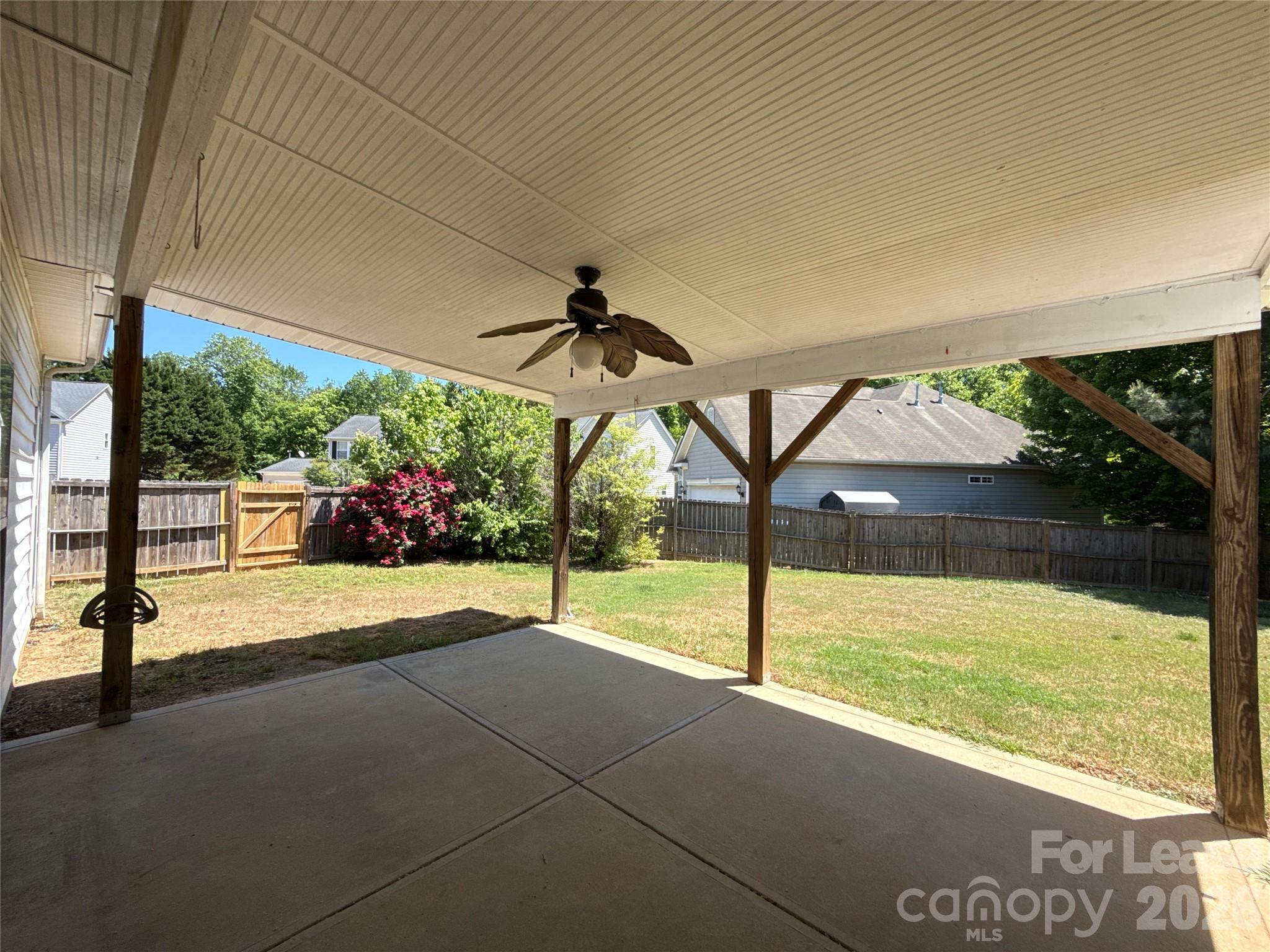 2140 Pineapple Court Matthews NC 28105