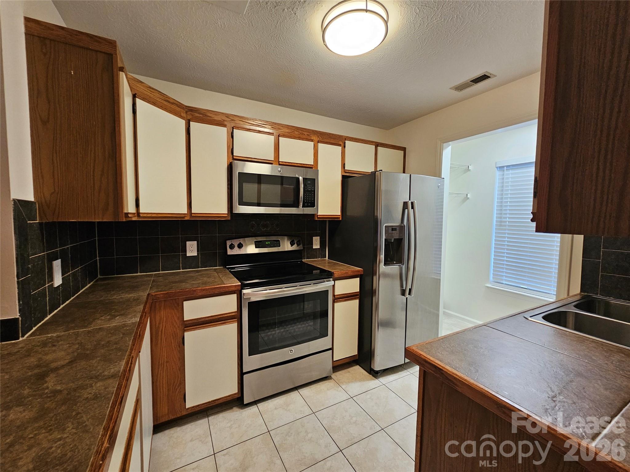 802 Selwyn Oaks Court Charlotte NC 28209