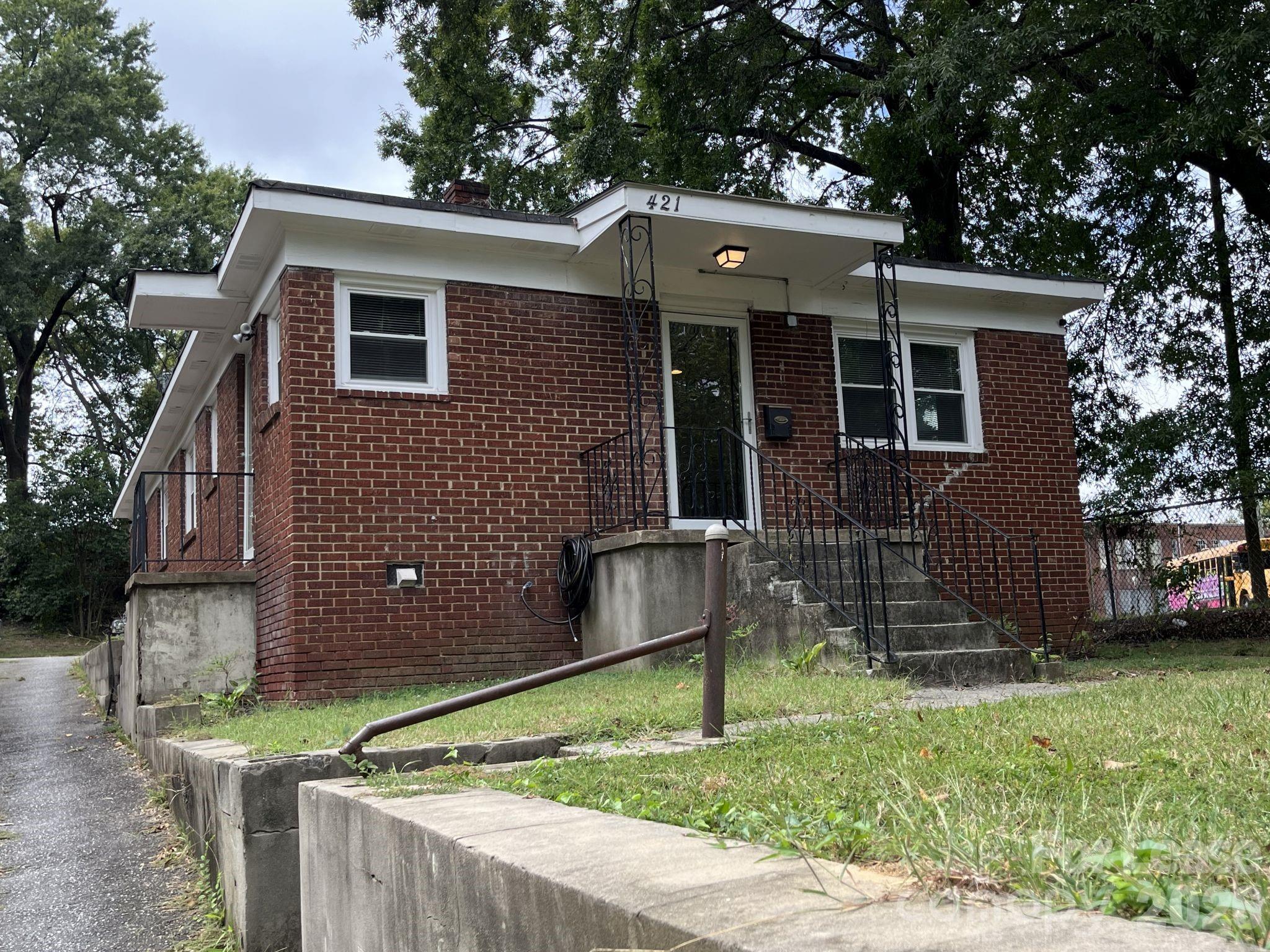 421 W Kingston Avenue Charlotte NC 28203