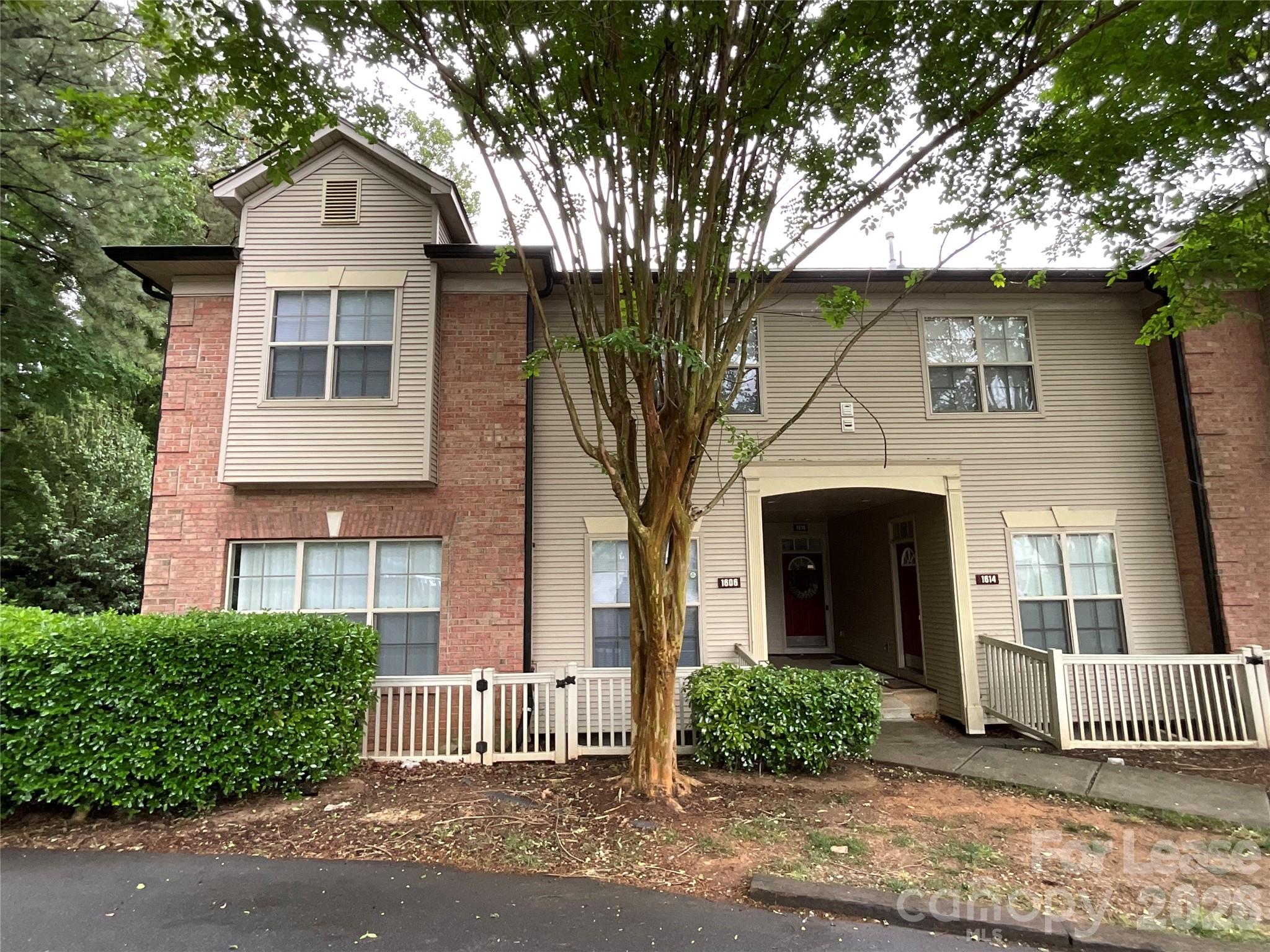 1606 Termini Drive Charlotte NC 28262