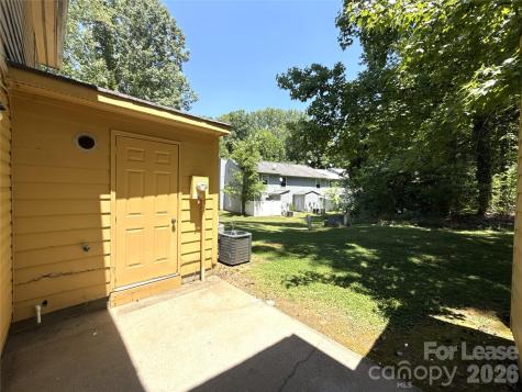 4042 Briarhill Drive Charlotte NC 28215