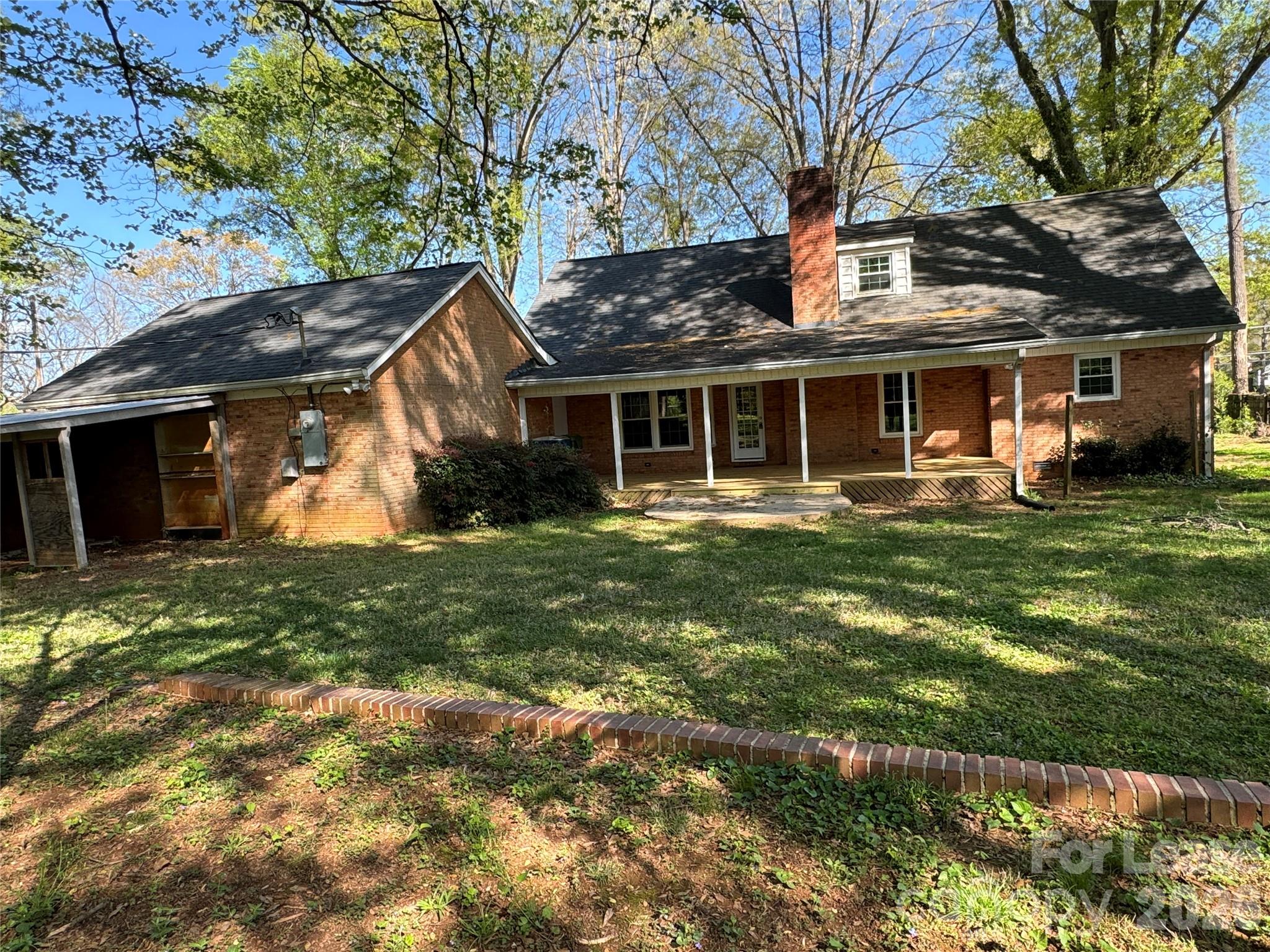 1002 S Main Street Mount Holly NC 28120