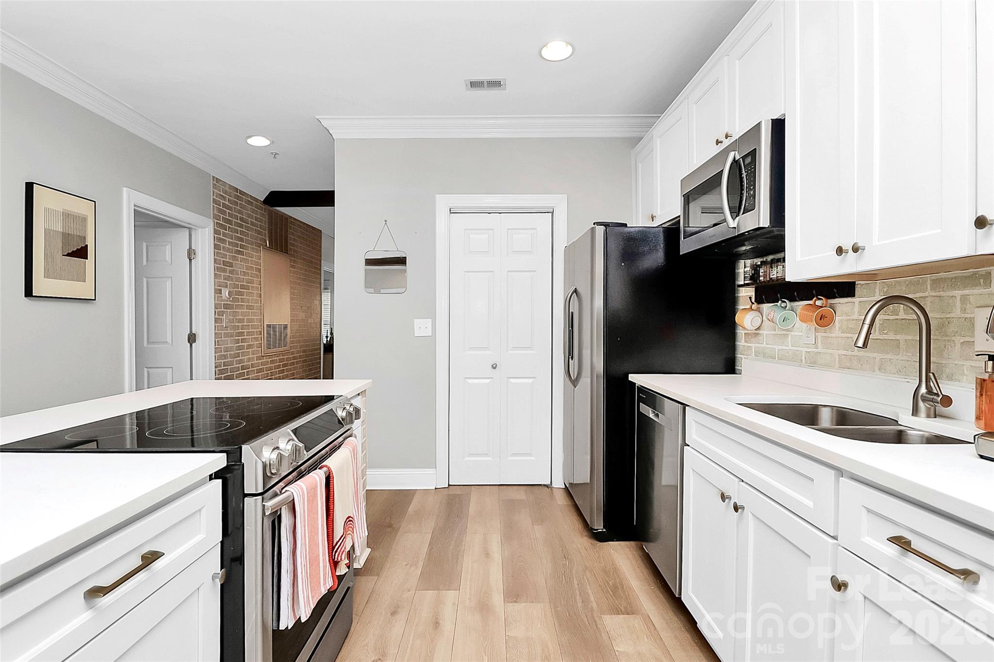 105 S Summit Avenue Charlotte NC 28208
