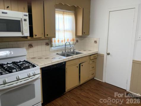 544 N Center Street Statesville NC 28677