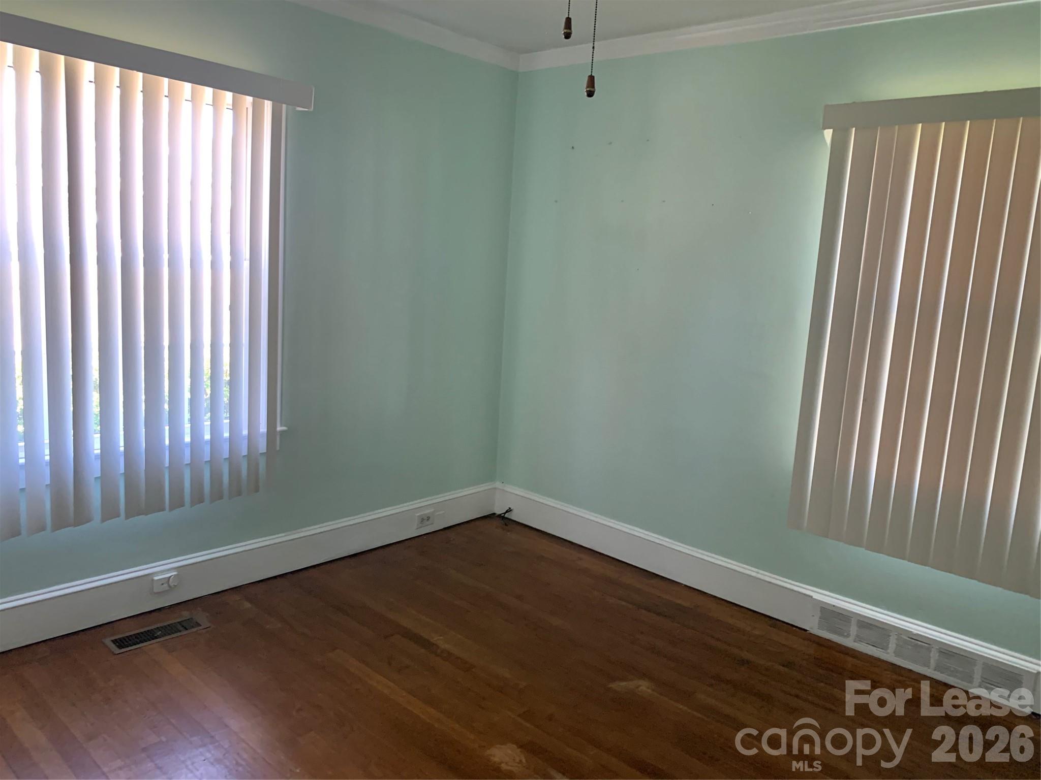 544 N Center Street Statesville NC 28677