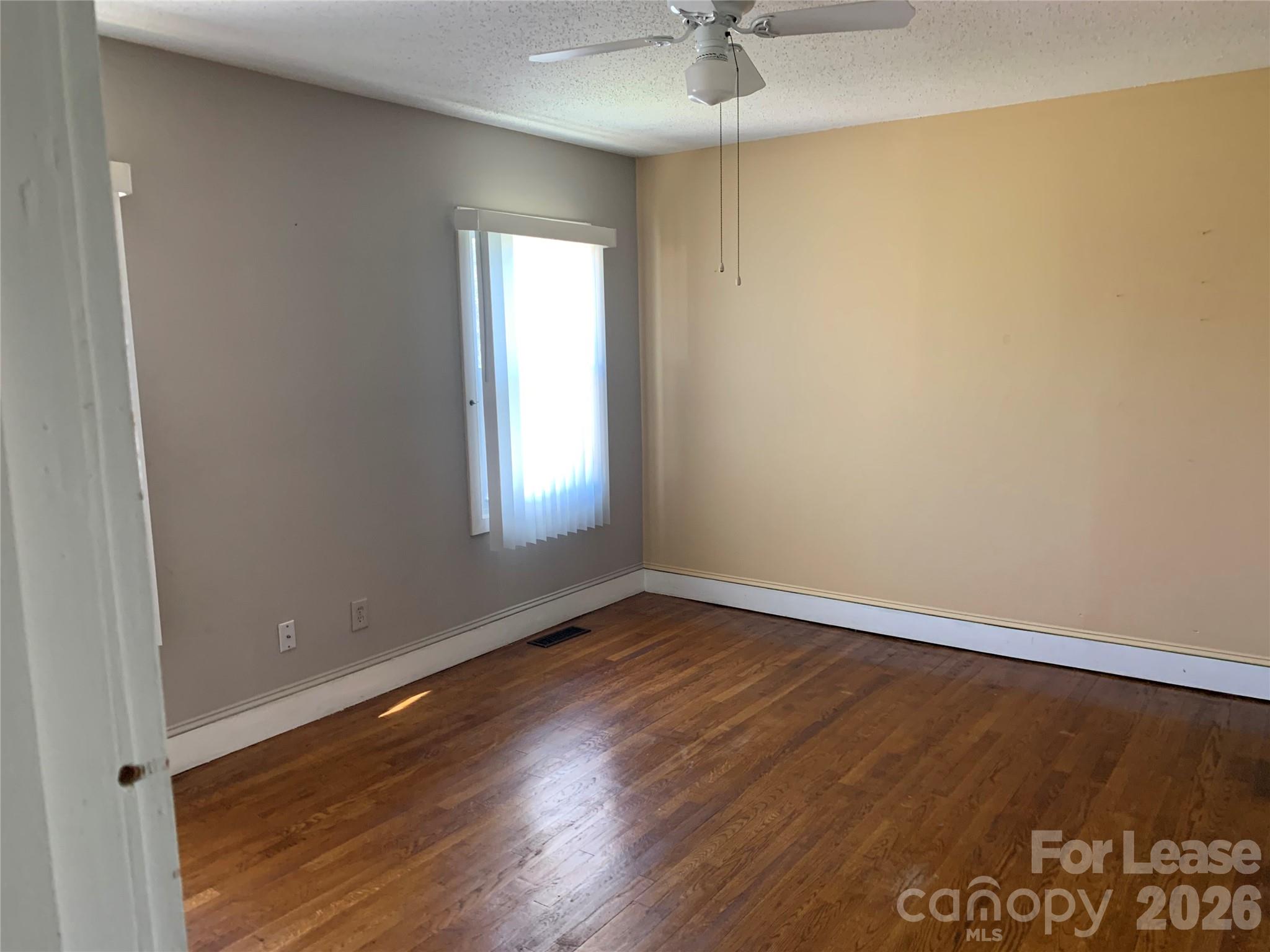 544 N Center Street Statesville NC 28677