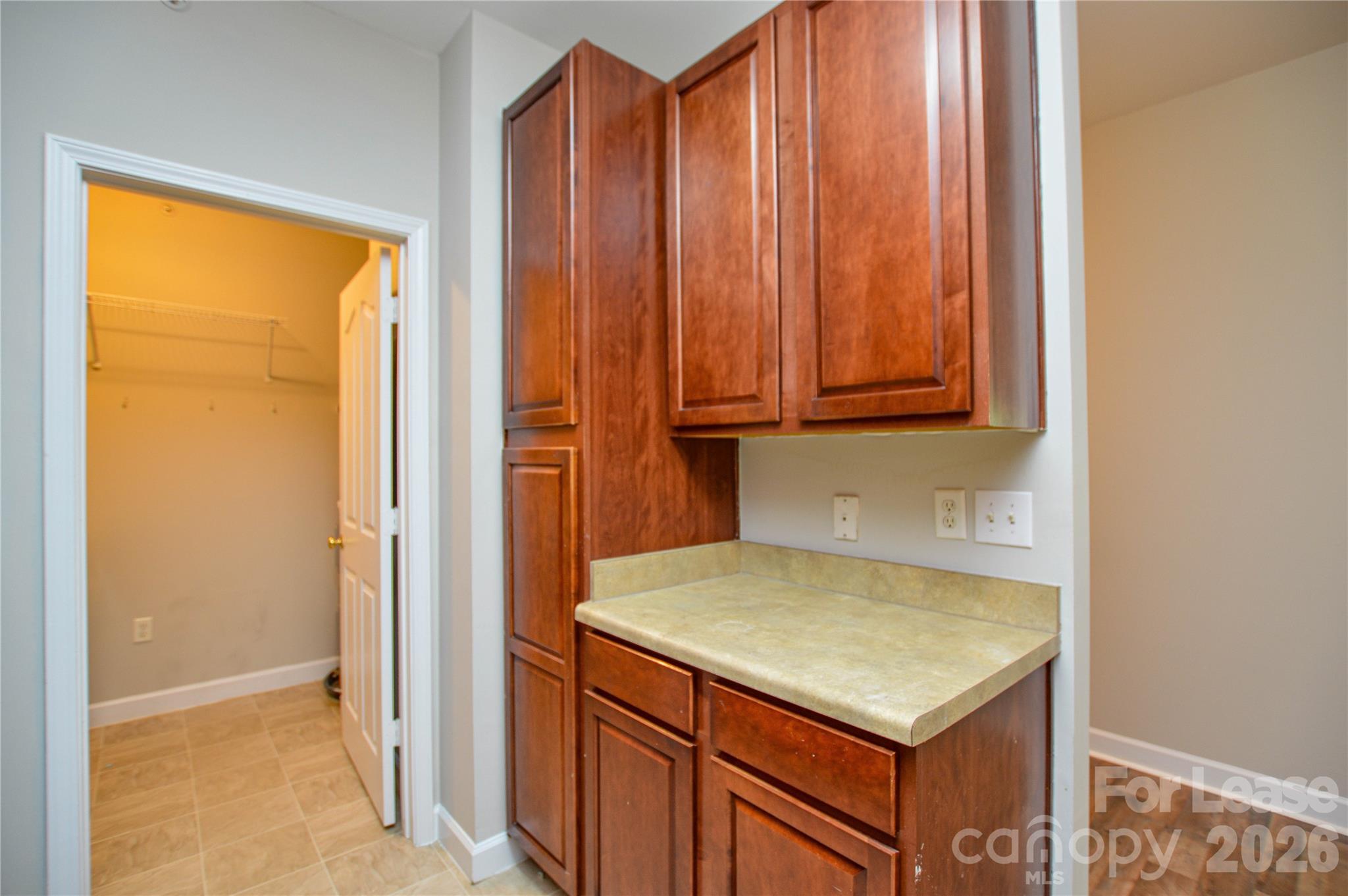 9823 Hyde Glen Court Charlotte NC 28262