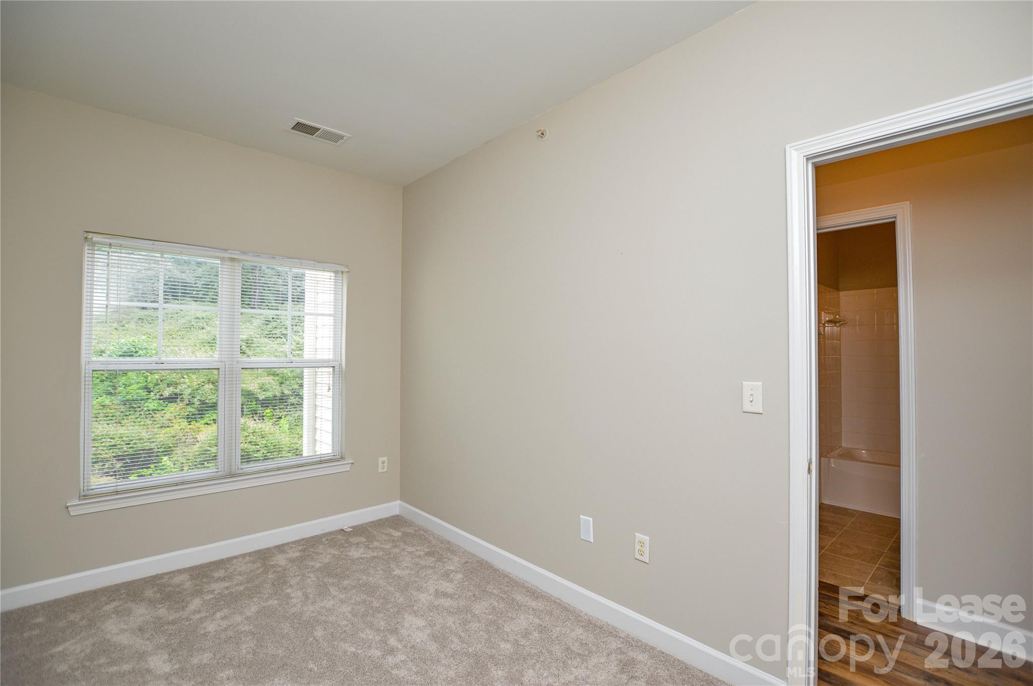 9823 Hyde Glen Court Charlotte NC 28262
