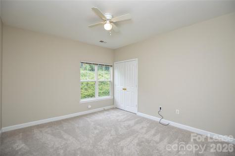 9823 Hyde Glen Court Charlotte NC 28262