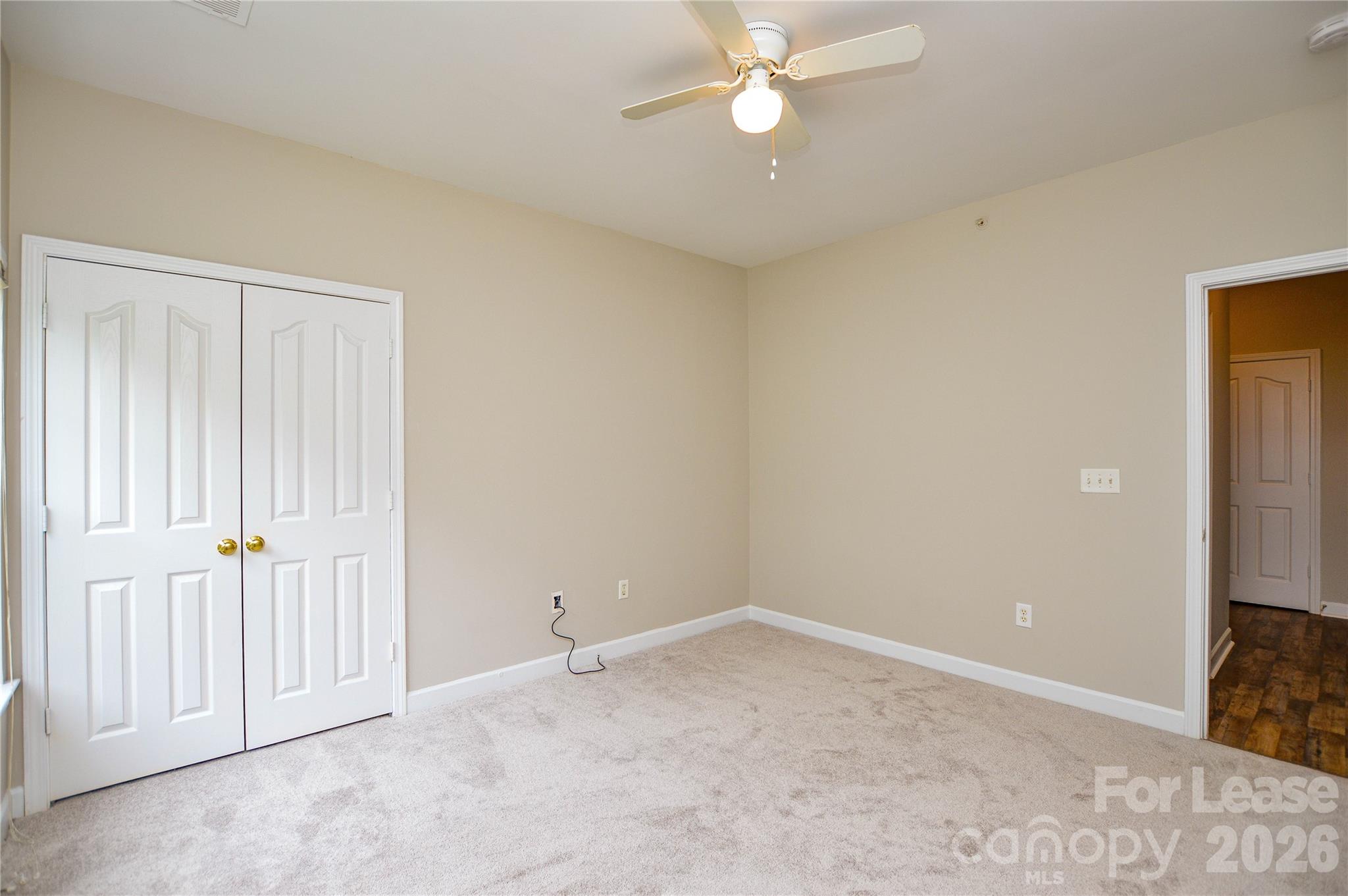 9823 Hyde Glen Court Charlotte NC 28262