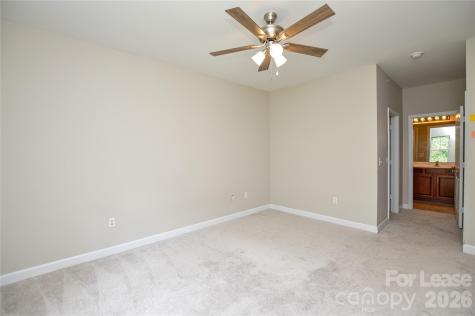 9823 Hyde Glen Court Charlotte NC 28262