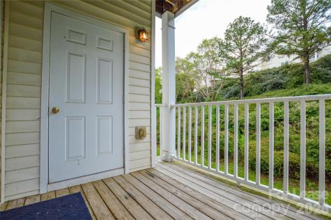 9823 Hyde Glen Court Charlotte NC 28262