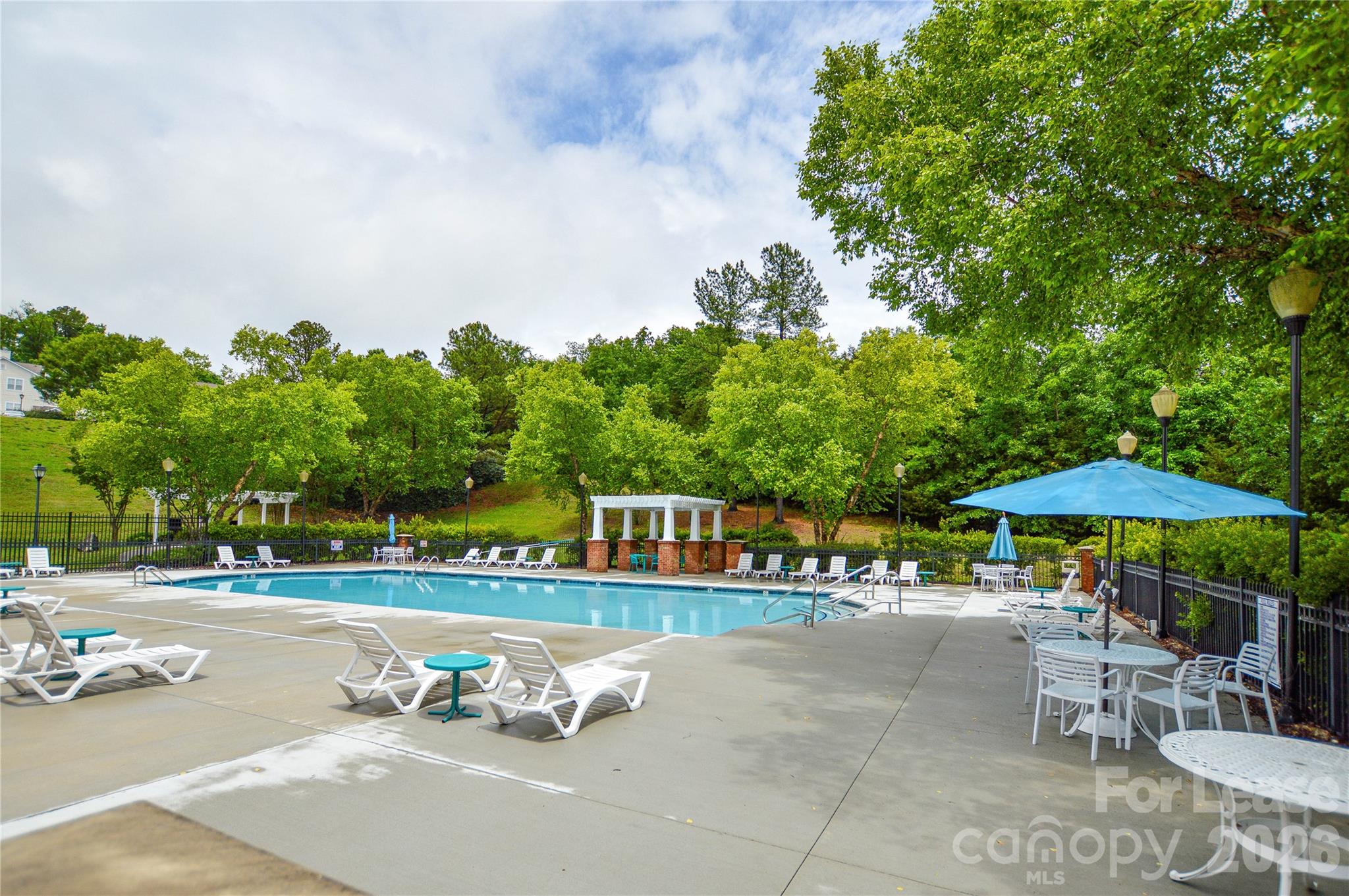 9823 Hyde Glen Court Charlotte NC 28262