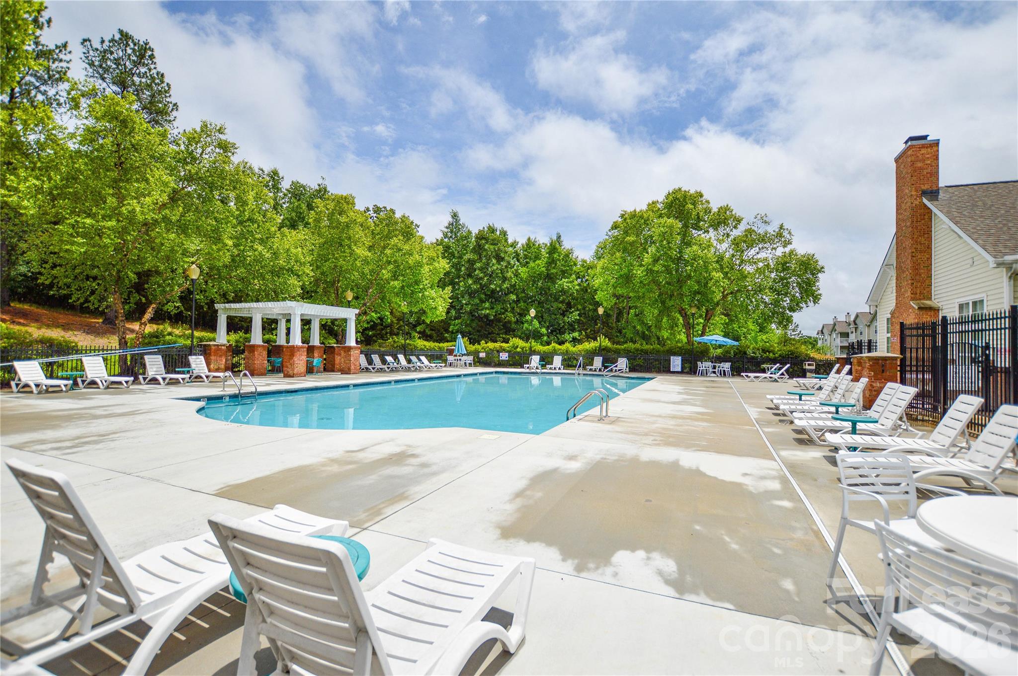 9823 Hyde Glen Court Charlotte NC 28262