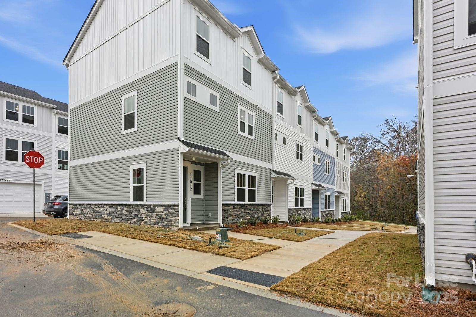 11003 Valkyrie Lane Charlotte NC 28214