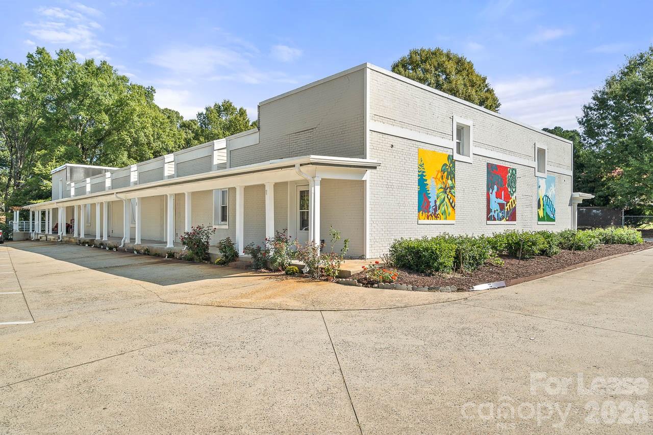 604 E Iredell Avenue Mooresville NC 28115