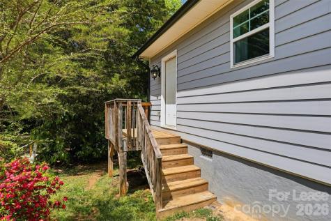 546 Baltimore Drive Cramerton NC 28032