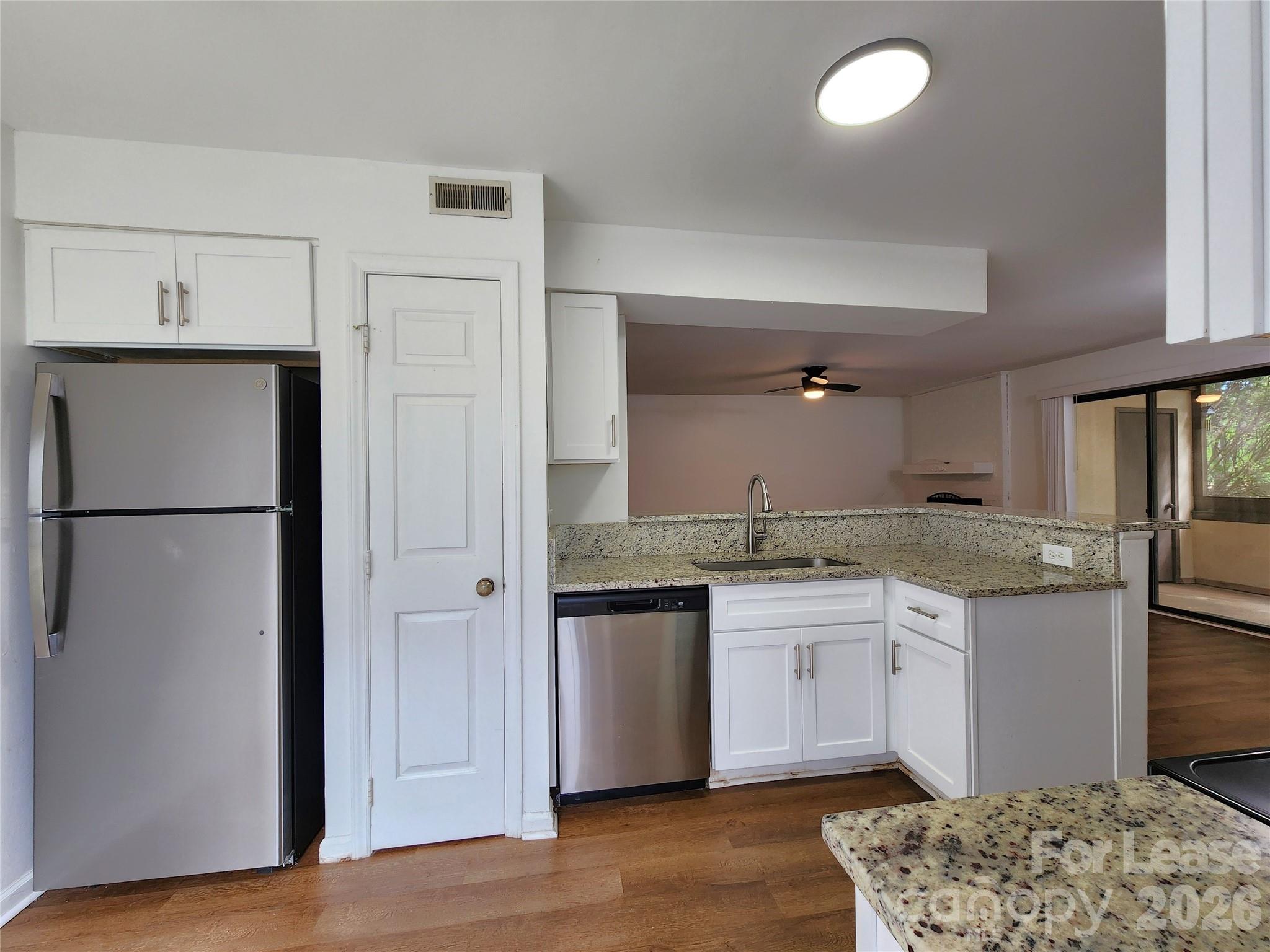 5721 Dockside Drive Charlotte NC 28227