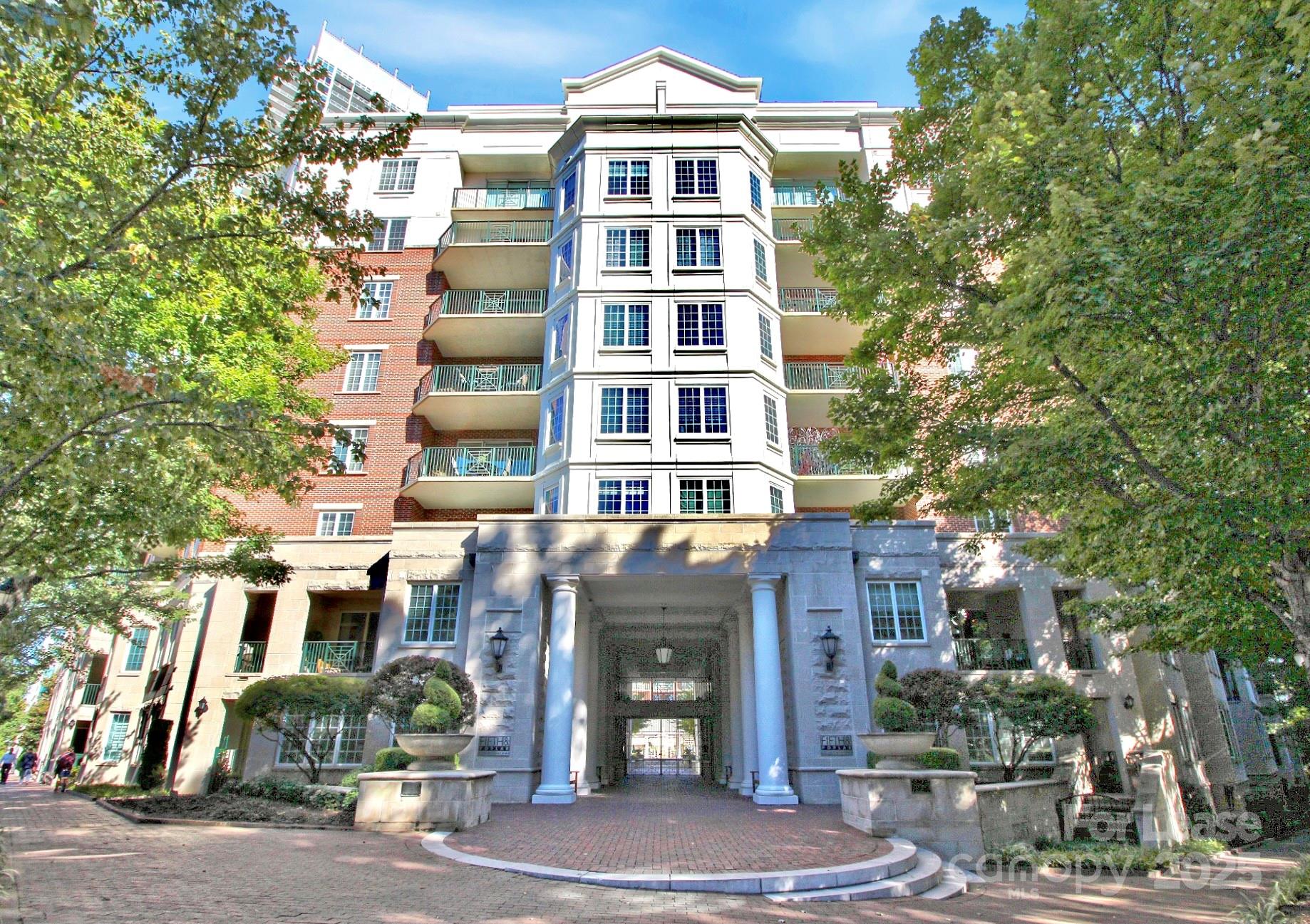 300 W 5th Street Charlotte NC 28202