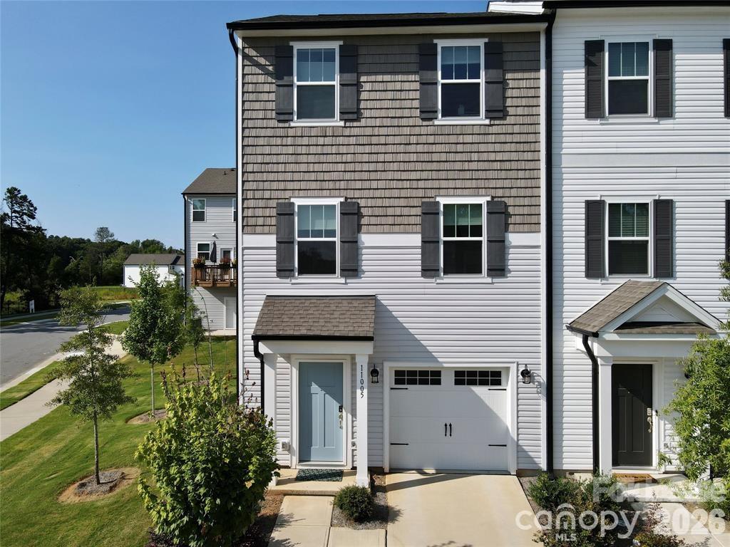 11005 Woodland Creek Way Charlotte NC 28262