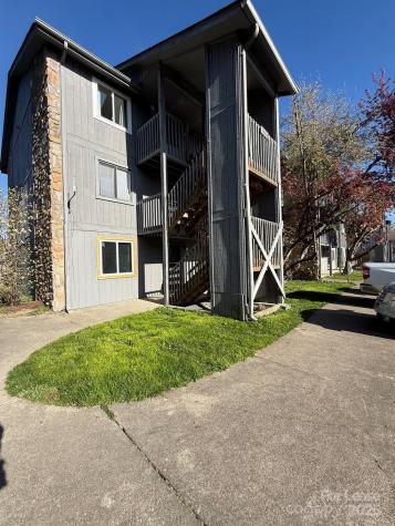 128 Zeb Street Boone NC 28607
