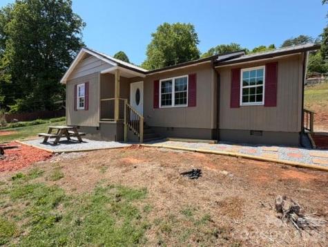 3262 Nix Creek Road Marion NC 28752