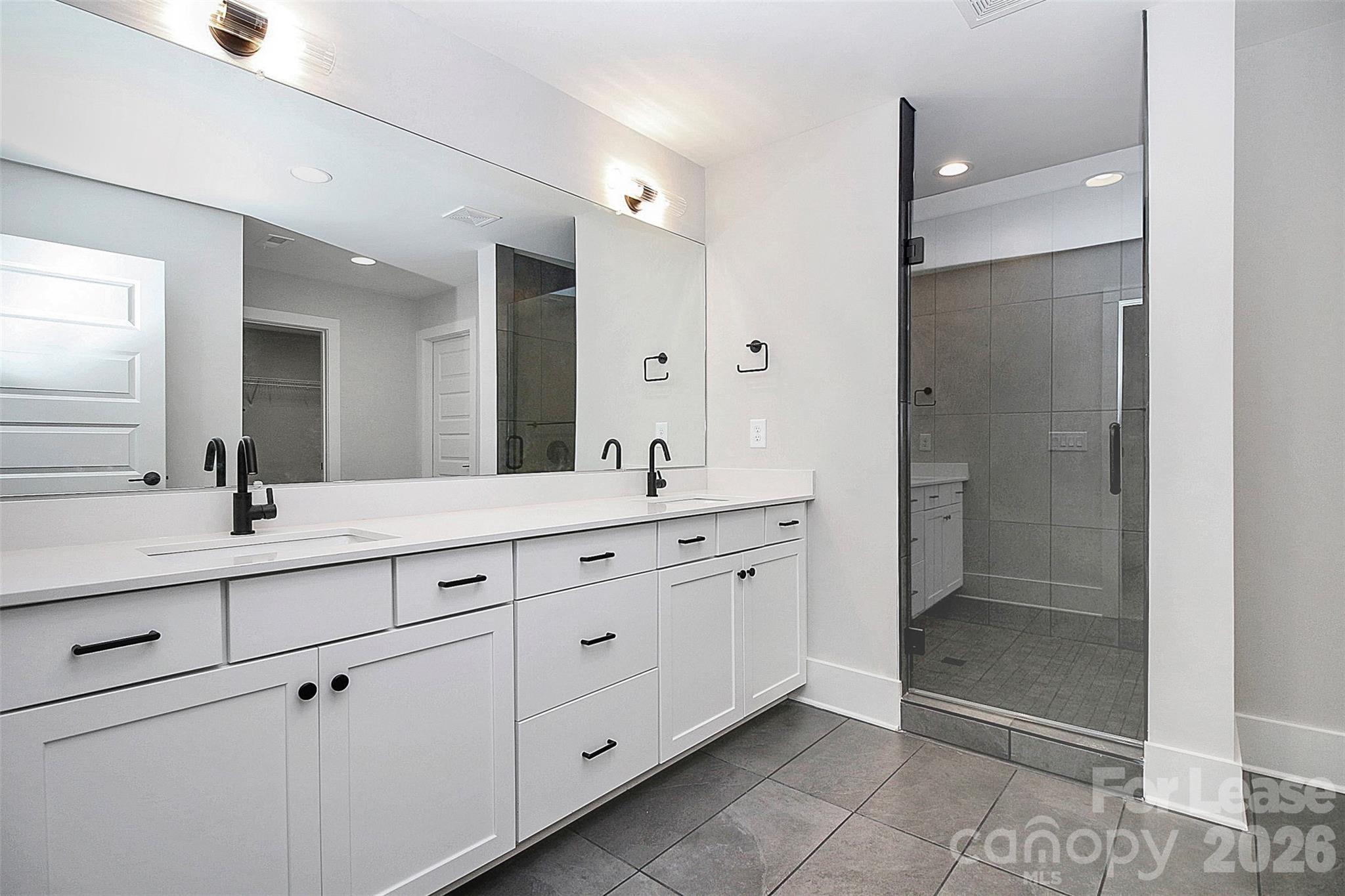 2957 Ross Avenue Charlotte NC 28208