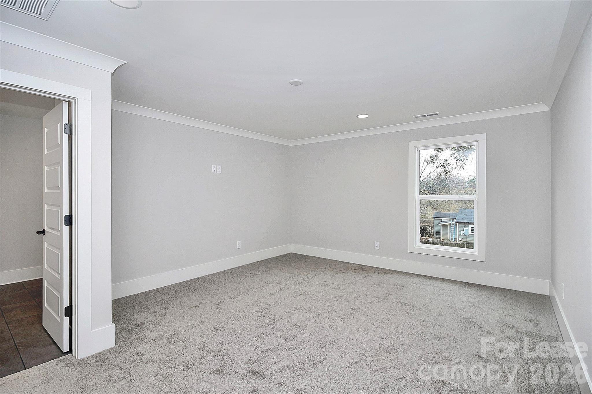 2957 Ross Avenue Charlotte NC 28208