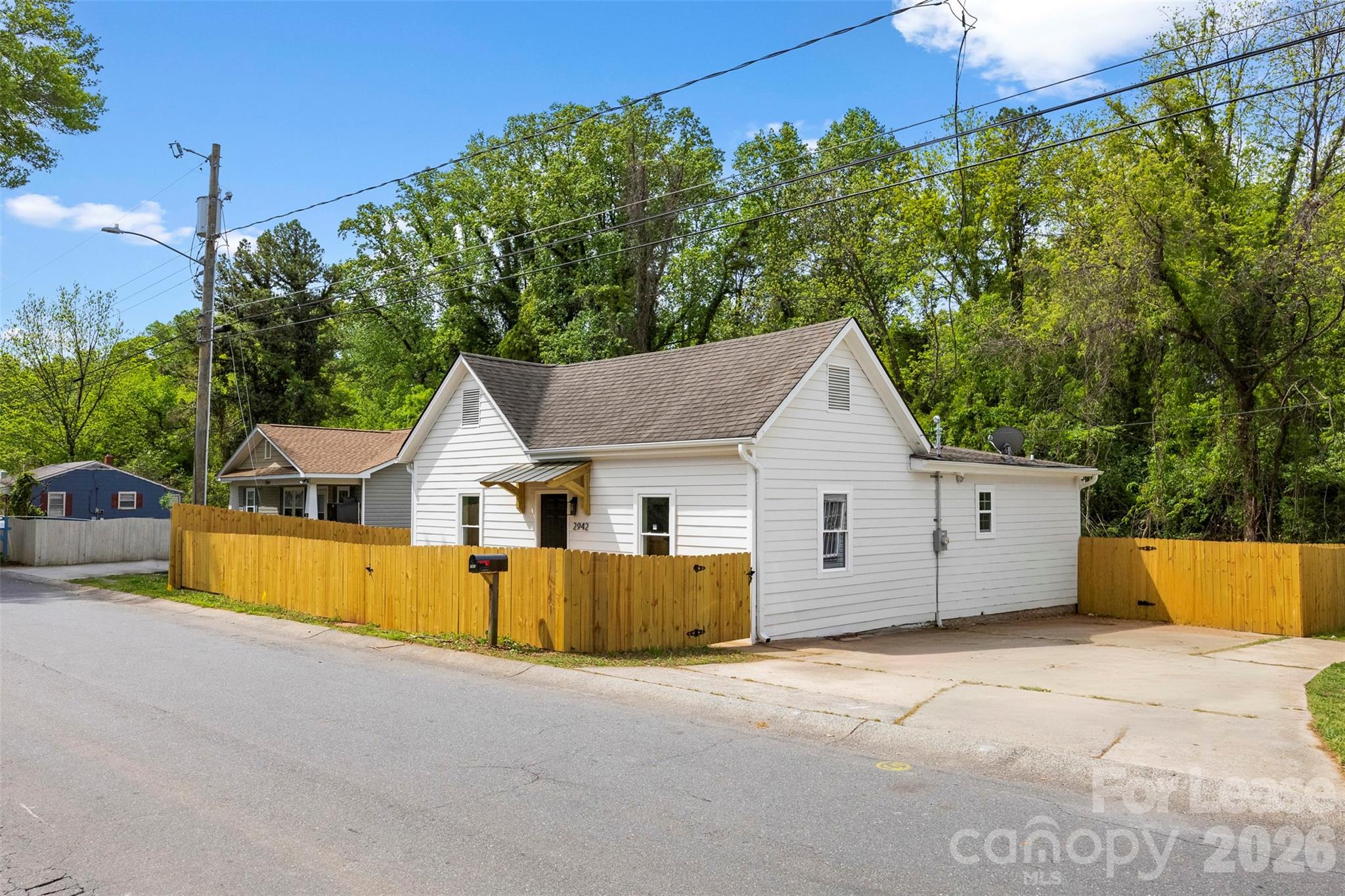 2942 Reid Avenue Charlotte NC 28208