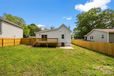 2942 Reid Avenue Charlotte NC 28208