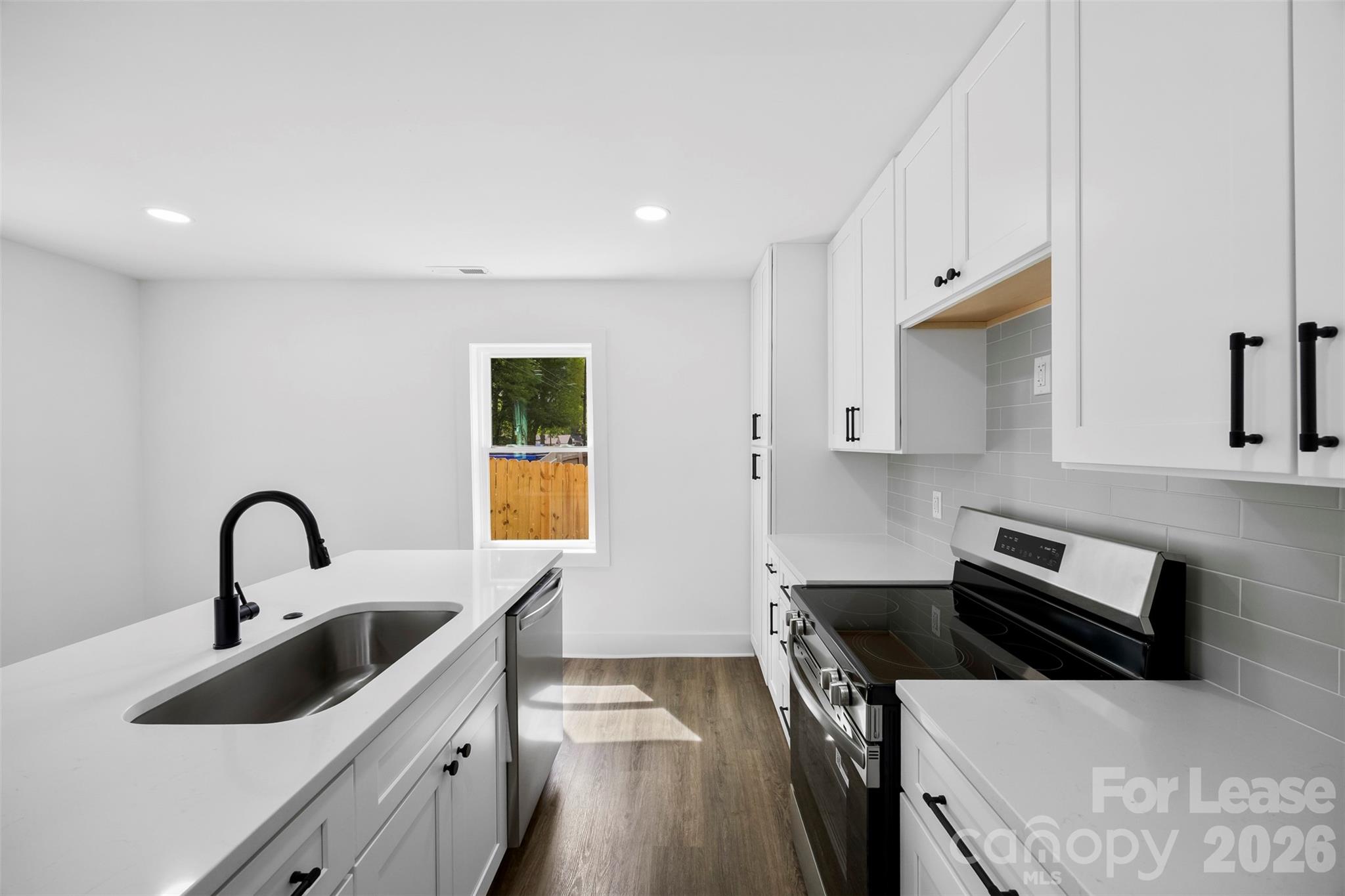 2942 Reid Avenue Charlotte NC 28208