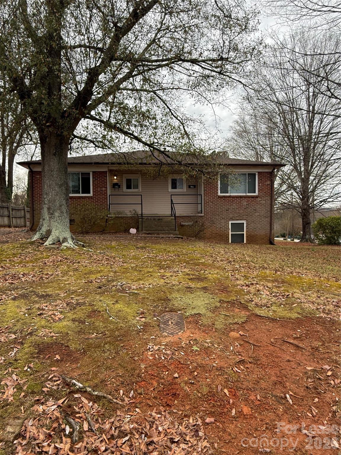 833 4th Avenue SW Hickory NC 28602