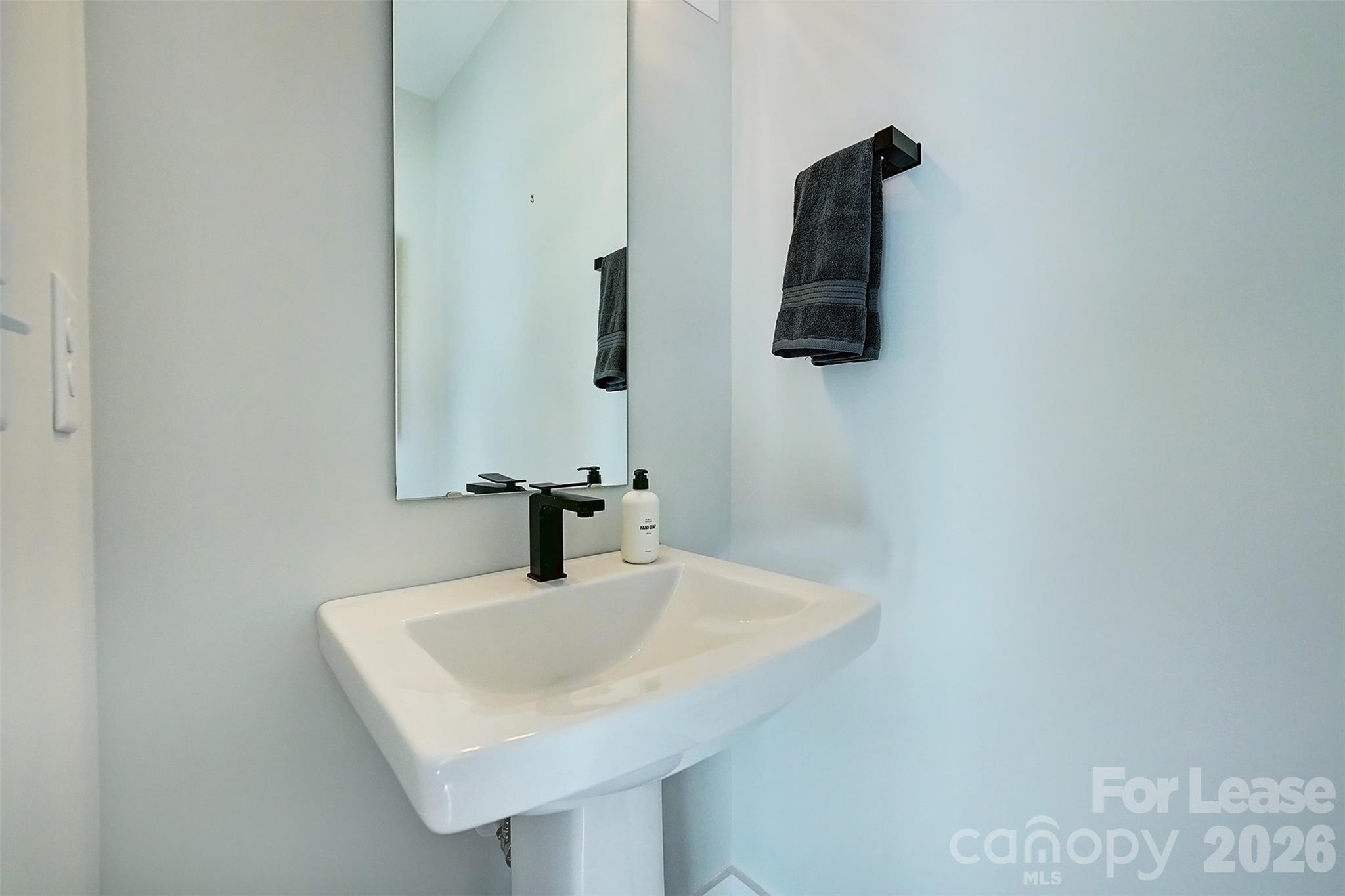 1208 Minter Place Charlotte NC 28203