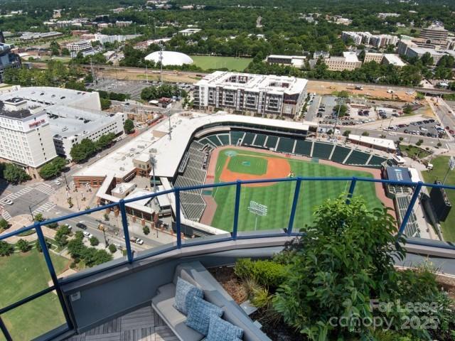 225 S Poplar Street Charlotte NC 28202