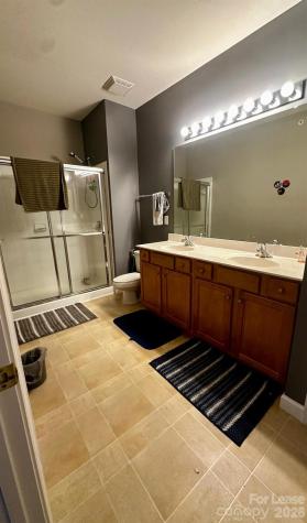 9811 Hyde Glen Court Charlotte NC 28262
