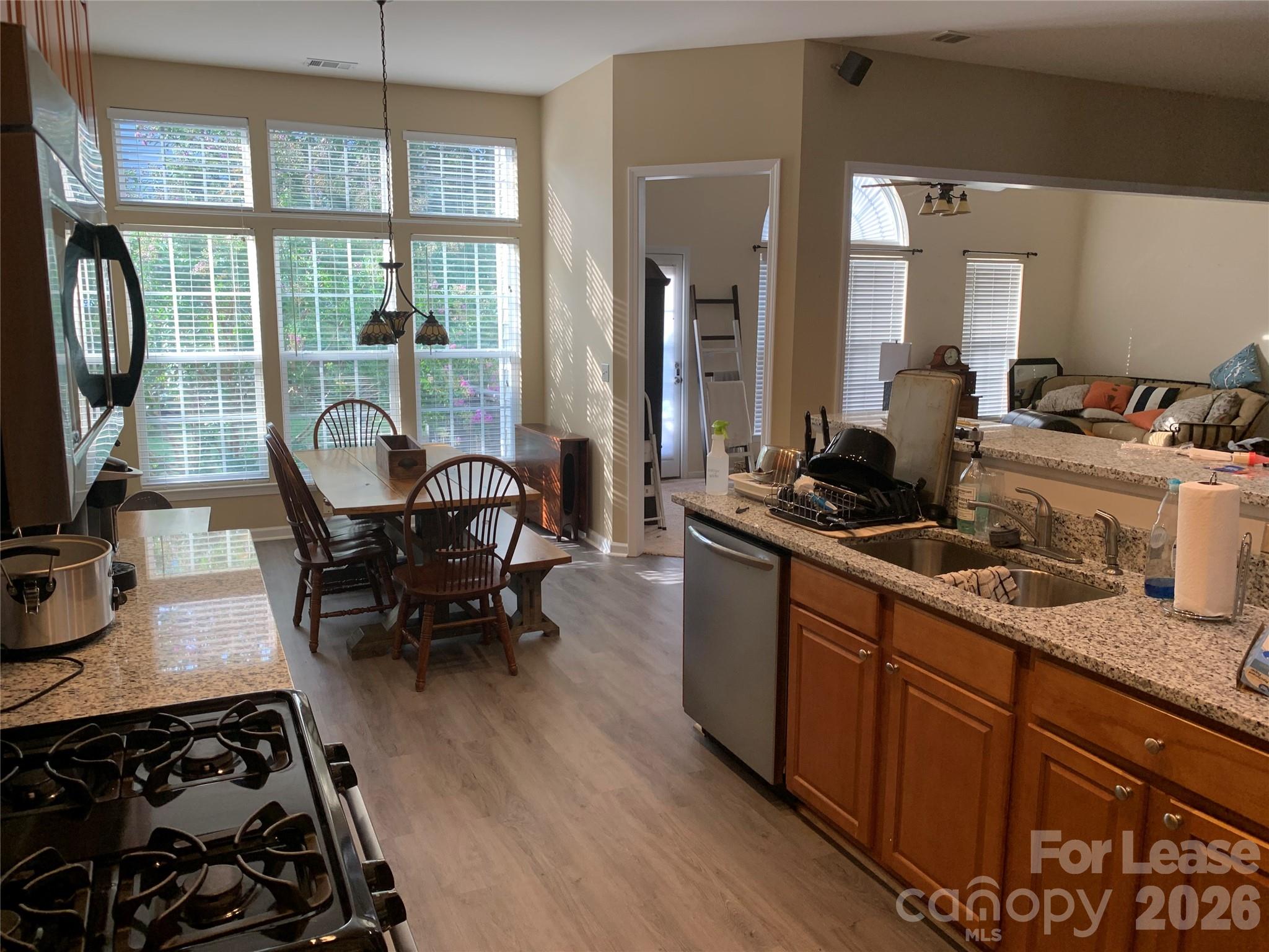 6860 Lakecrest Court Denver NC 28037