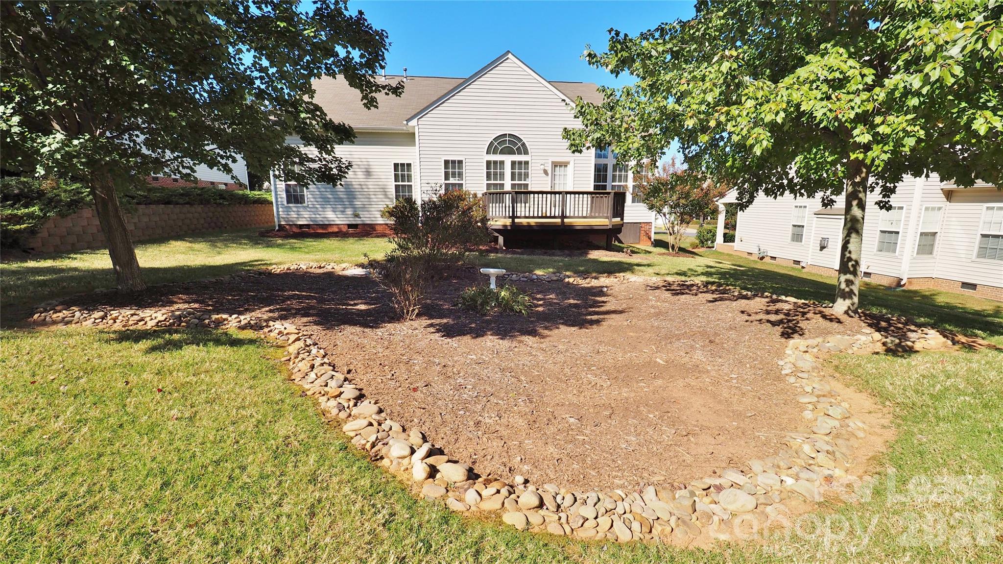6860 Lakecrest Court Denver NC 28037