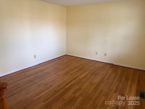 627 Cherry Street Statesville NC 28677