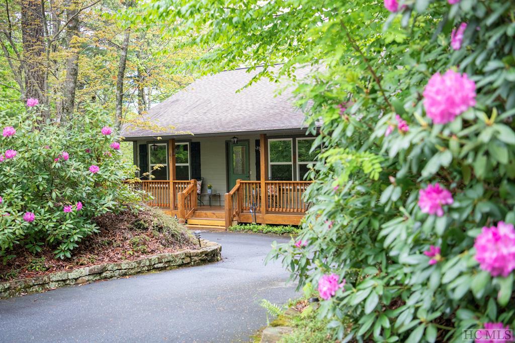 Deer Run Sapphire Valley NC Homes For Sale Silver Creek Real Estate Group