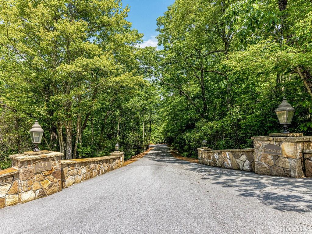 Lake Toxaway NC Real Estate Silver Creek Real Estate Group